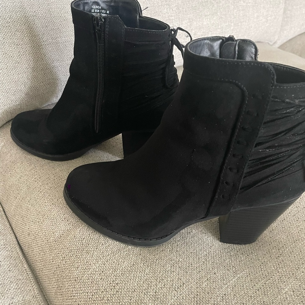 Elegant Black Ankle Booties